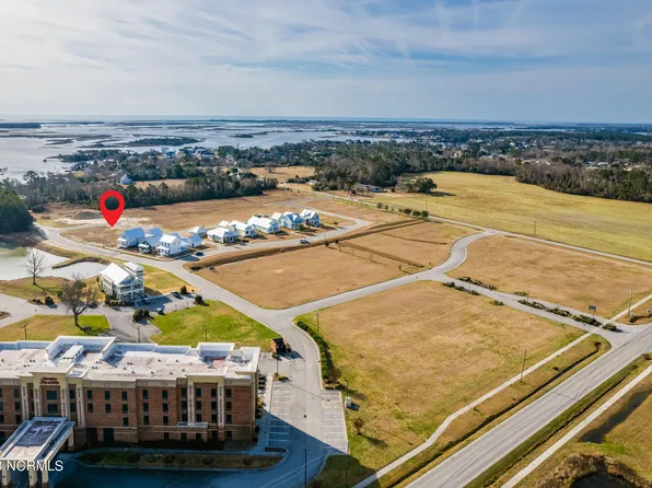 104 New Towne Road, Swansboro, NC 28584