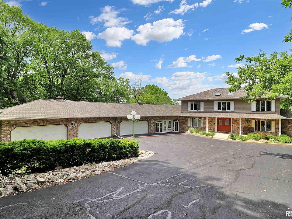 1045 Fondulac Dr, East Peoria, IL 61611 Zillow