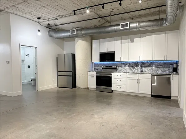 1122 Jackson St APT 522, Dallas, TX 75202