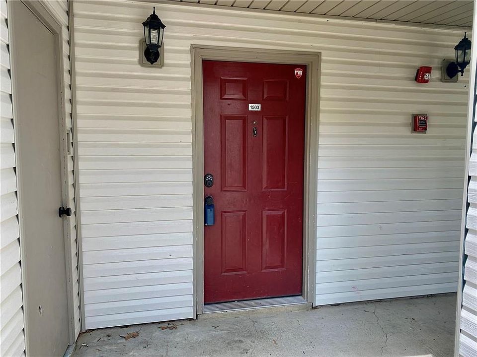1st image of 1503 Parkview Blvd #1503