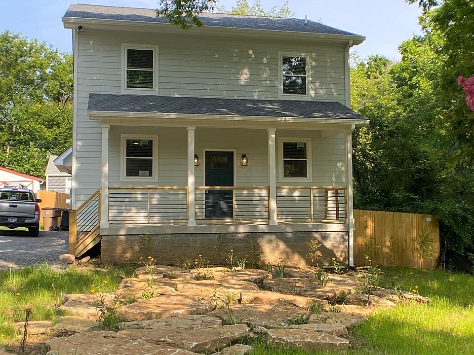 1st image of 1704 Meridian St