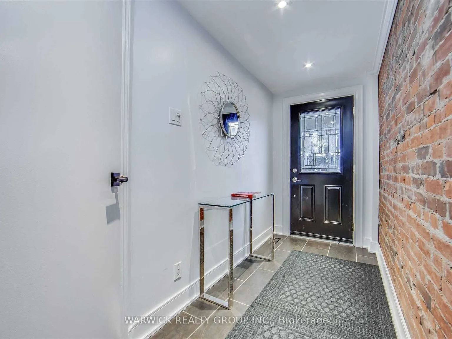 2 bed, $3,400 — Photo 2