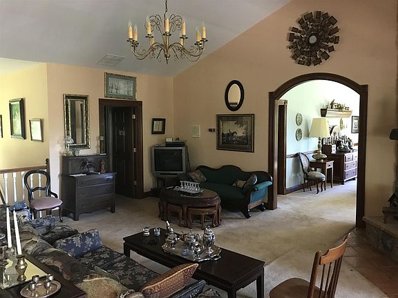 2nd image of 2354 S County Road 200 W