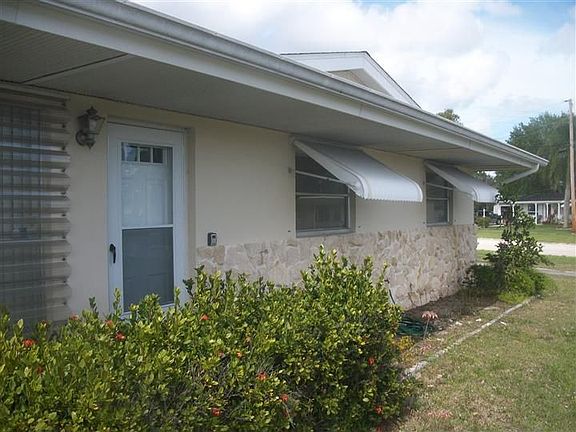 3rd image of 794 Sandia Ave