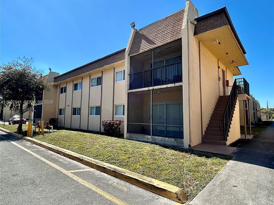 1st image of 2916 NW 55th Ave APT 2D