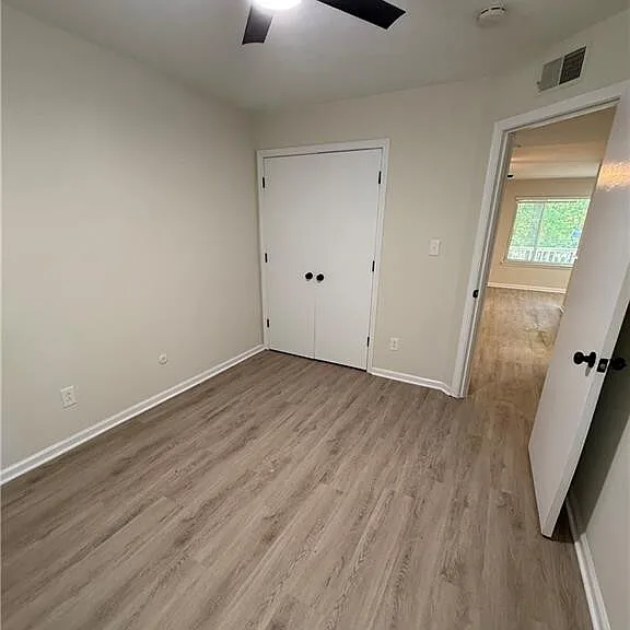 815 Sandy Ct — Photo 10