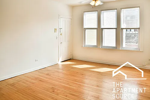 2616 N Marshfield Ave #2R Photo 1