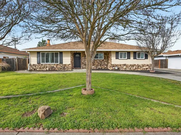 2005 Woodstock Way, Sacramento, CA 95825