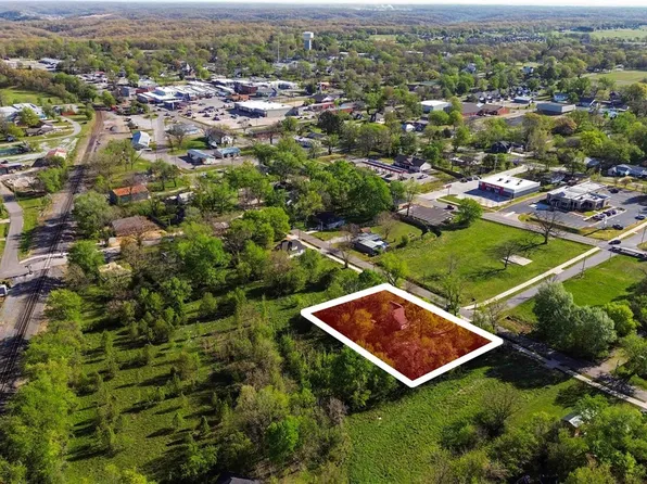 515 2nd Ave SW #5, Gravette, AR 72736