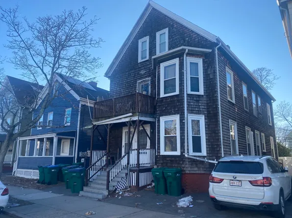 36 Grove St, Lynn, MA 01905