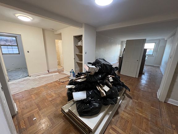 2nd image of 8705 166th St APT 5A