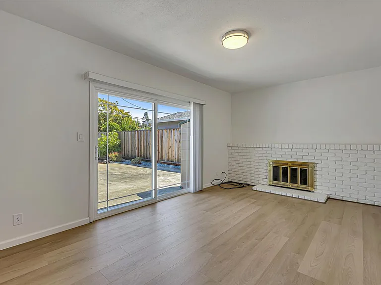 1112 Di Napoli Dr — Photo 23