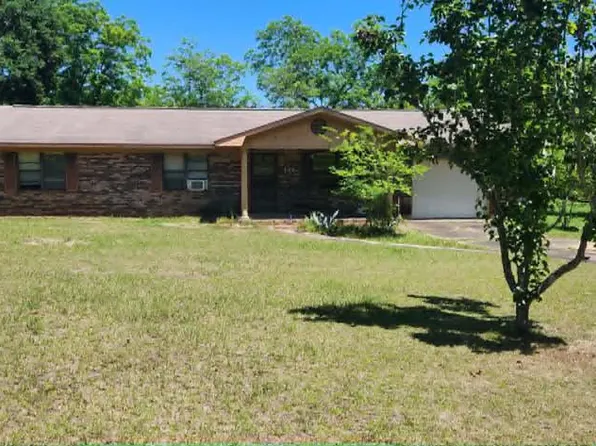 122 York Dr, Dothan, AL 36303