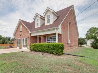 136 Wolverine Trl, La Vergne, TN 37086