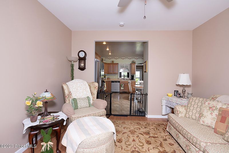 5th image of 149 Hudson Avenue