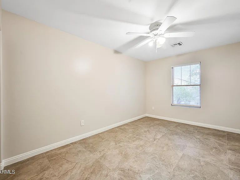 1330 S 121st Dr — Photo 18