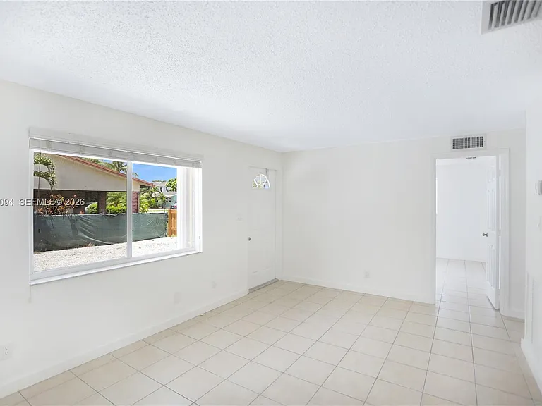 1522 SW 30th St #1 — Photo 20