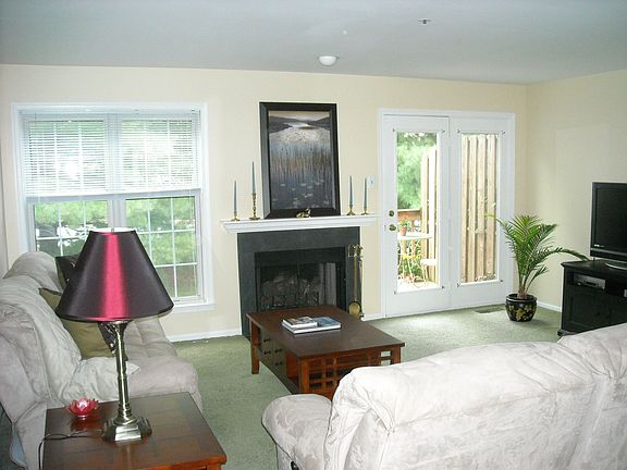 5th image of 1403 Stirling Ct