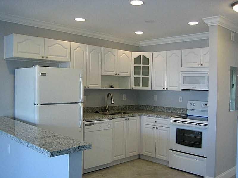 1st image of 2841 NE 32nd St APT 18