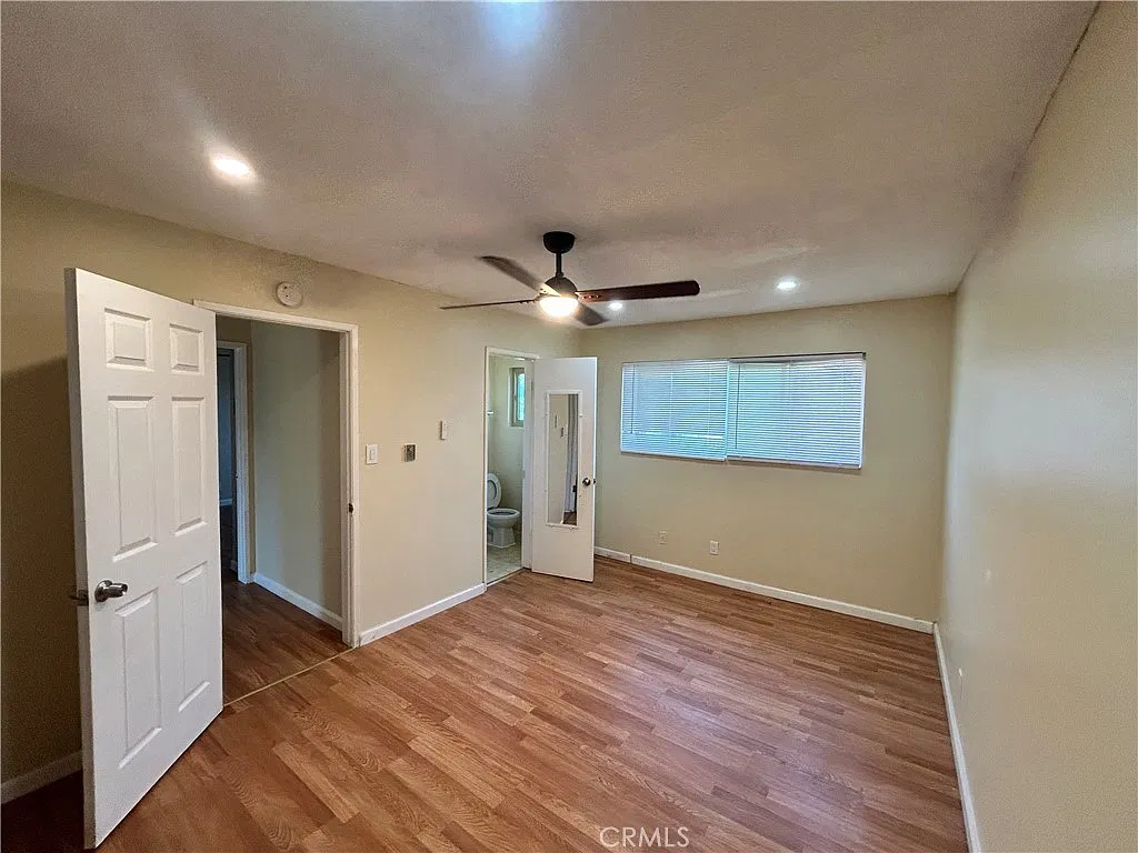 2 bed, 900 sqft, $2,695 — Photo 1