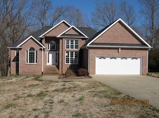 112 Wood Cove Ln, Shelby, NC 28150