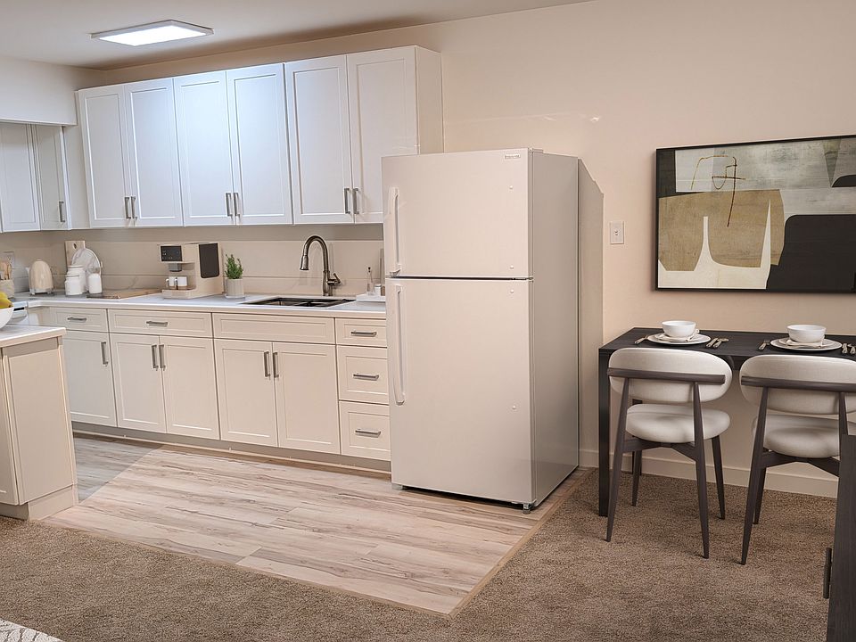 1st image of 70 Park Rd #70