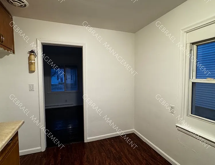3713 Clairmont St — Photo 4
