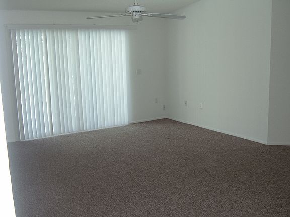 4th image of 4192 Lancaster Dr
