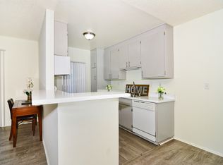 ZELZAH APARTMENTS, Encino, CA 91316