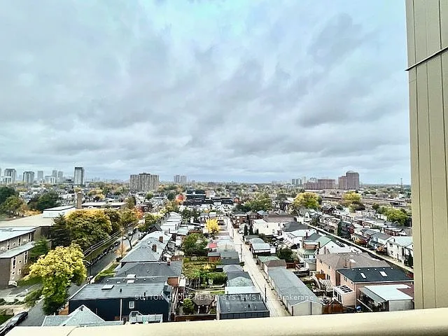 1787 Saint Clair Ave W #1109 — Photo 18