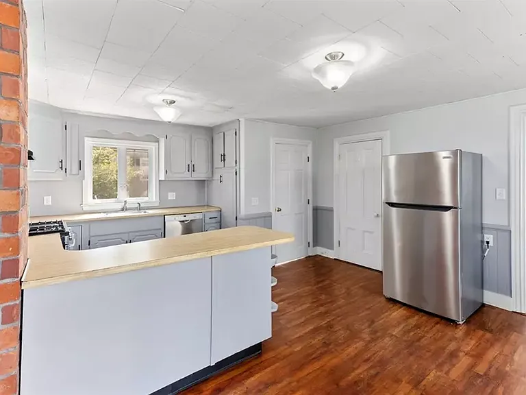17 Lothrop St #1 — Photo 13