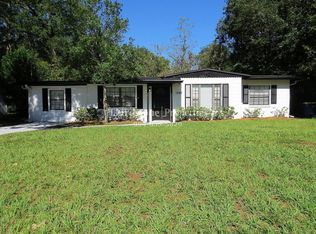 1547 Forest Hills Rd, Jacksonville, FL 32208