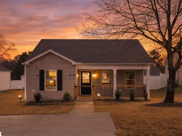 109 Colleton Ln, Clinton, SC 29325