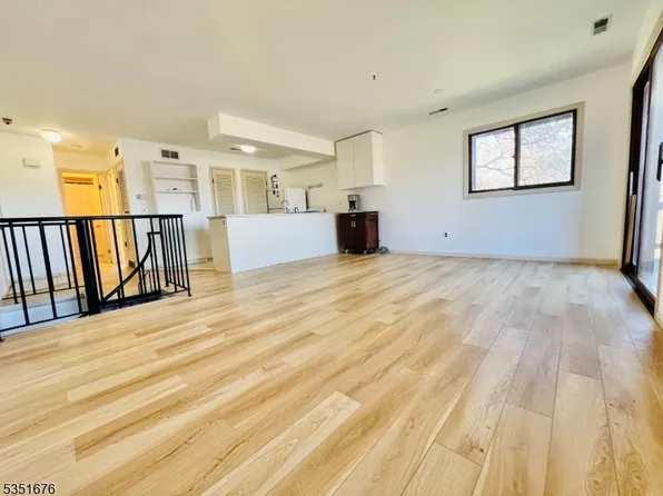 2 Sunrise Dr #7, Vernon Twp., NJ 07462