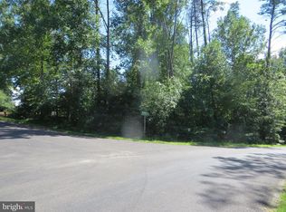 100 Pine Valley Rd, Locust Grove, VA 22508