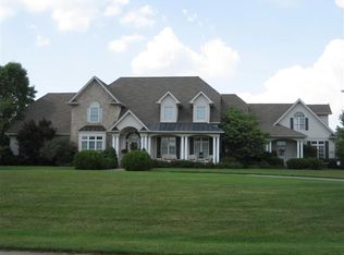 150 Graystone Ln, Bowling Green, KY 42103