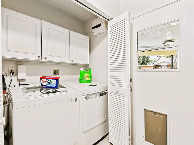Laundry Room Cabinet