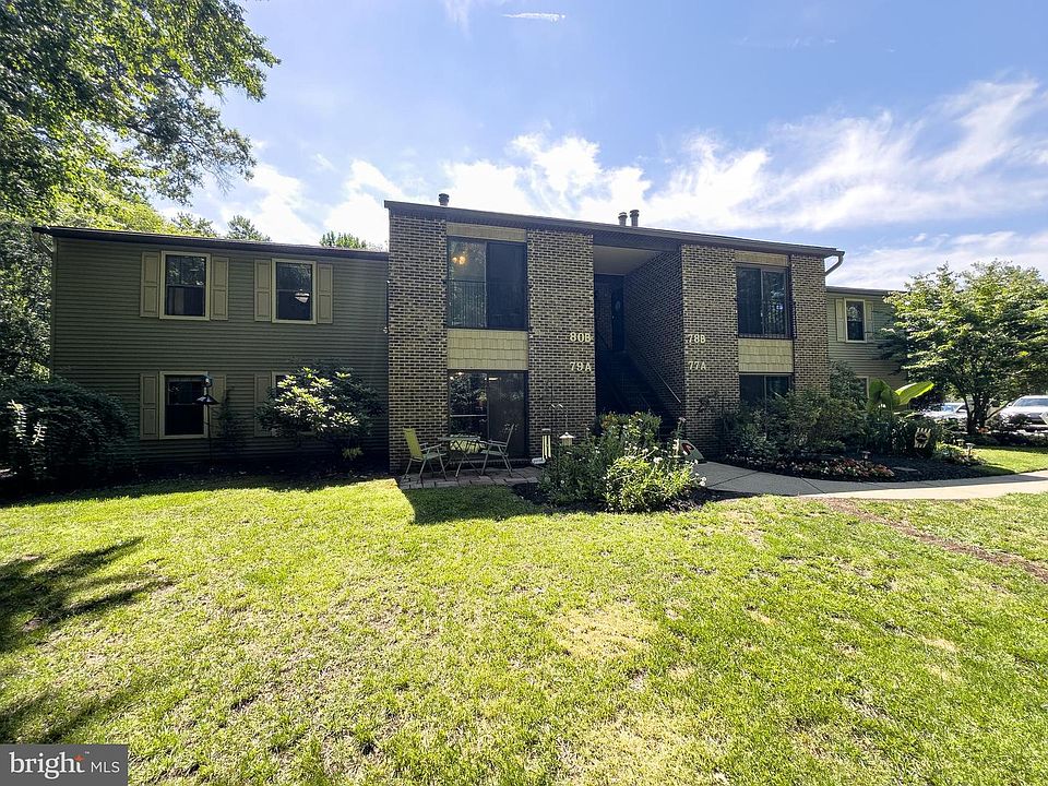 1st image of 79 W Bluebell Ln