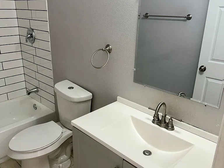 2812 N. 75th Street — Photo 16