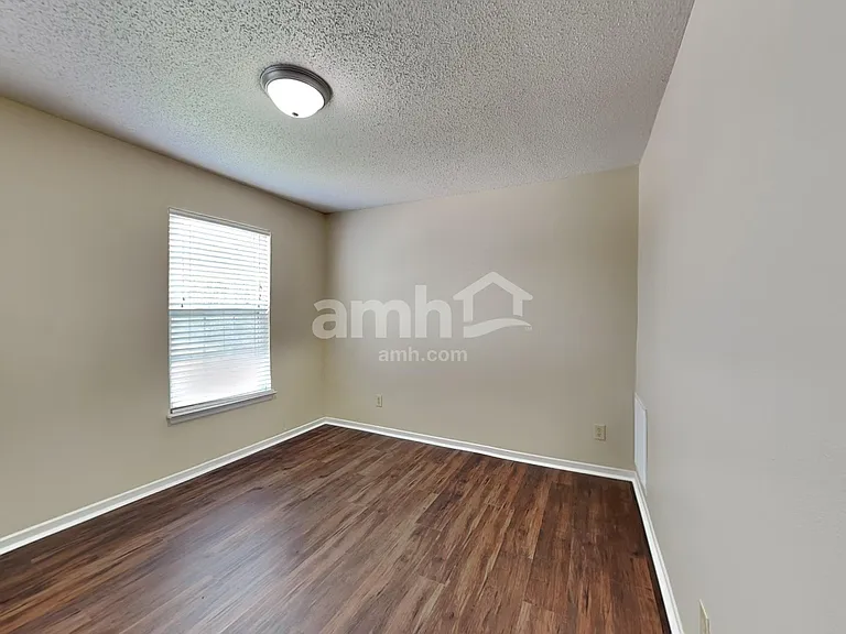 10325 Carrington Way — Photo 15