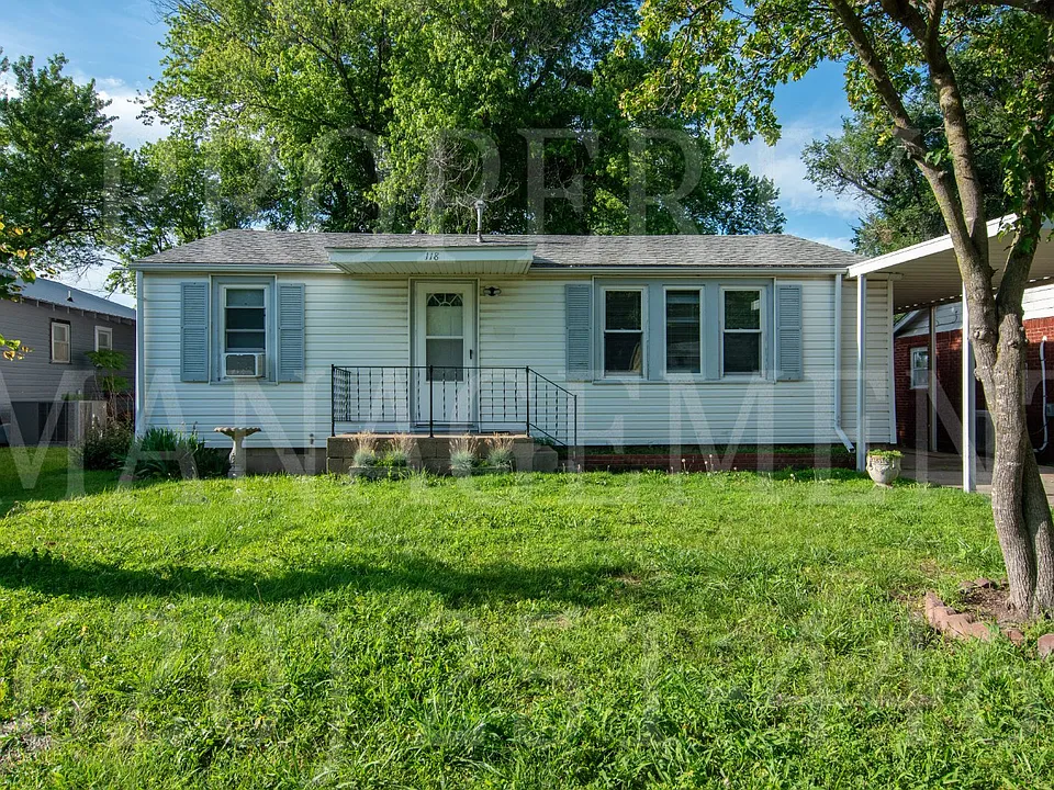 118 W Jackson St