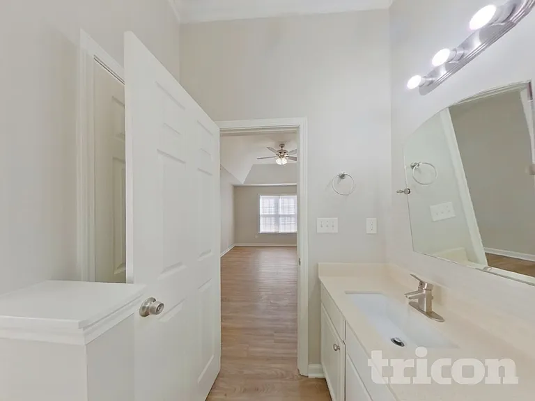 3424 Ann Franklin Ct — Photo 7