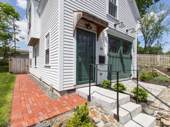 10 North Main Street #10, Ipswich, MA 01938