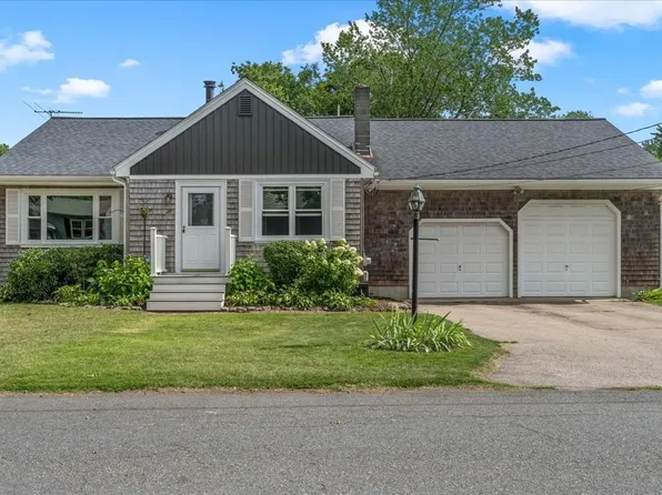 20 Mayflower Rd, Norton, MA 02766