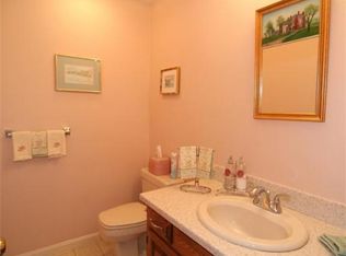 86 Fuller Pond Rd, Middleton, MA 01949