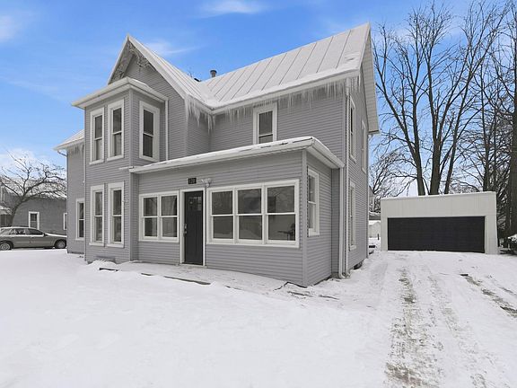 2nd image of 120 N Main St