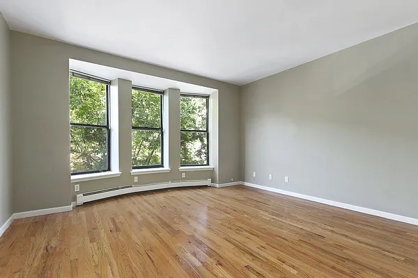 Rented by Compass | media 12