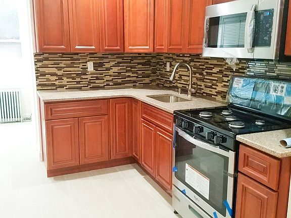 2nd image of 54-06 Nurge Ave #2