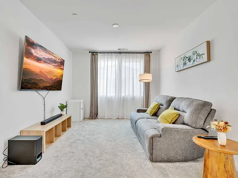 49 Aria St — Photo 3