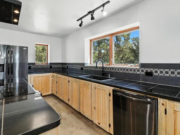 25 Calle Marisol, Santa Fe, NM 87505